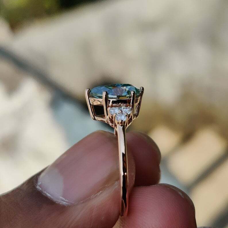 /public/photos/live/green pear (2).jpg